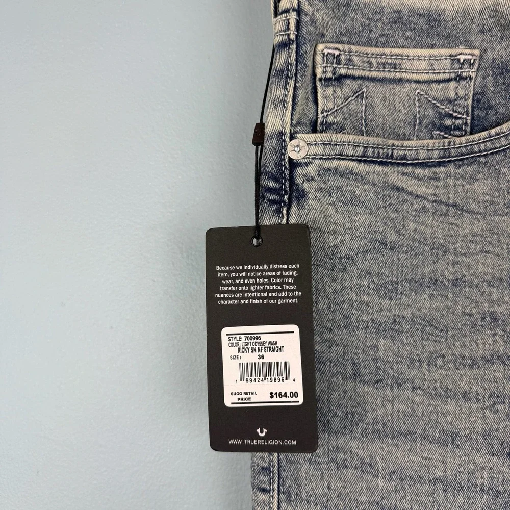 NEW True Religion Ricky Relaxed Straight Leg Jeans Mens 36x34 Light Blue Faded